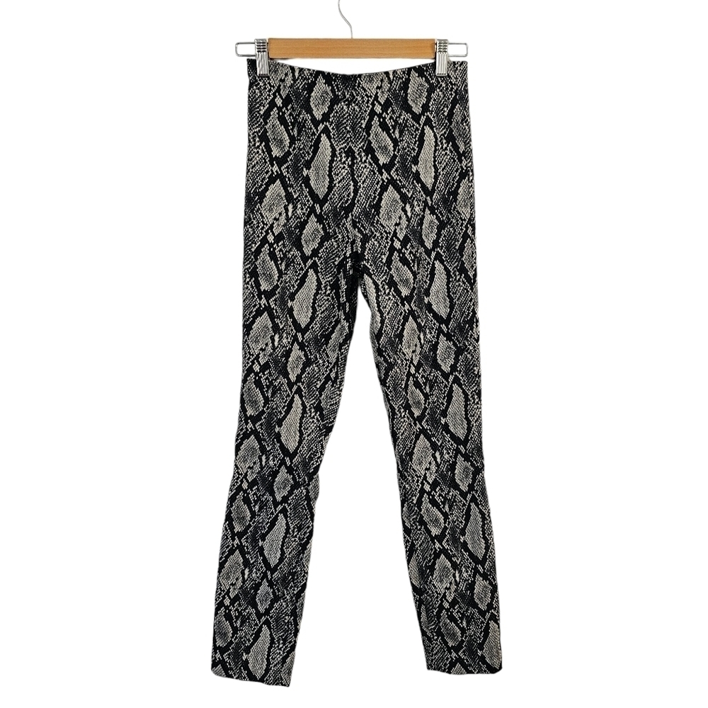 ALICE + OLIVIA Zippered Snakeskin Print Pants Size 2